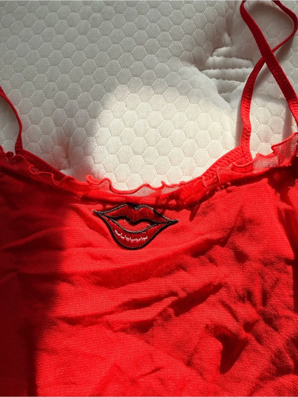 Red Lace-Trim Cropped Cami Tank Top - Picture 2 of 3